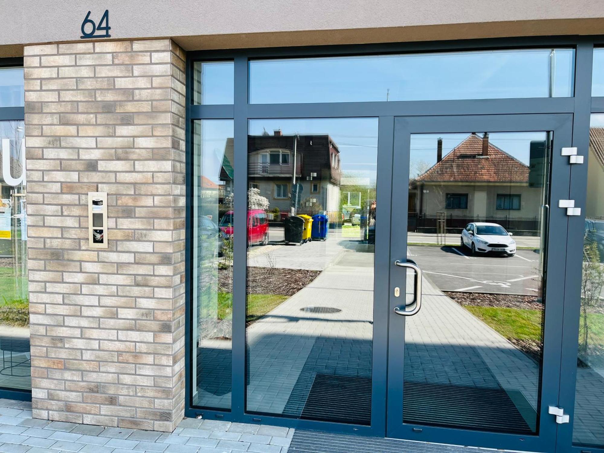 Apartman Sitka Leilighet Trenčín Eksteriør bilde